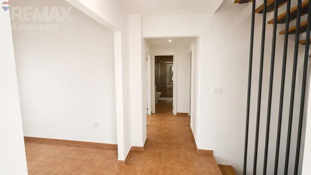 CHALET PAREADO A ESTRENAR — 11