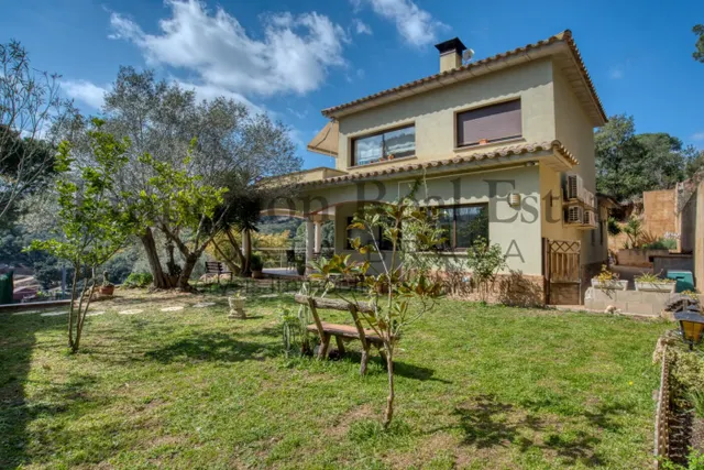 HERMOSA CASA CON PISCINA CERCA DE LA PLAYA - VENTA O ALQUILER CON OPCION A COMPRA — 4