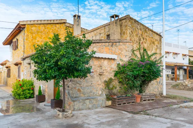 EXCLUSIVA REF 04339 Casa en pedanía de Lliria, núcleo de población a 2,5 km de Casinos. SUELO URBANIZABLE SIN TERRENO — 45