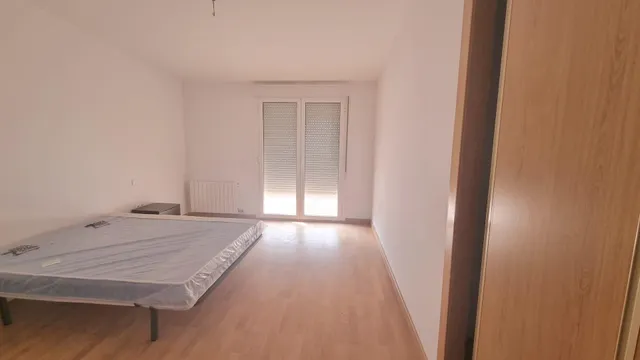 Casa independiente a la venta de 645 m2 construidos en el Alto de La Muela. — 10