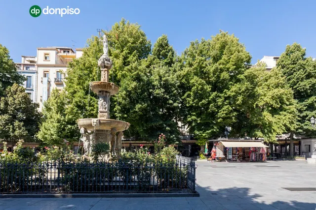 A la venta edificio en plaza bib-rambla — 13