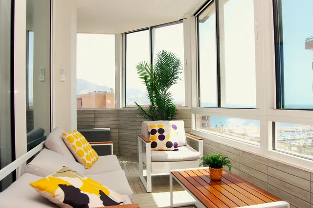 PISO EN VENTA EN FUENGIROLA, FRENTE AL PUERTO DEPORTIVO — 16