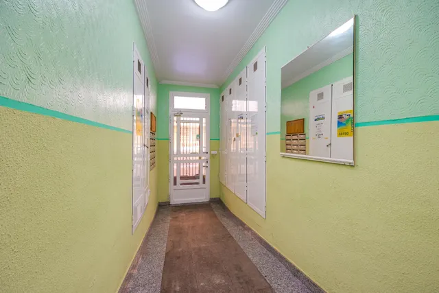 Apartamento de 1 dormitorio con orientación este en el centro de Torrevieja!!! — 16