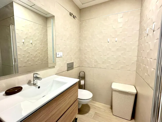 BUNGALOW EN PLANTA BAJA CON DOS TERRAZAS, PISCINA Y PARKING EN BALCÓN DE FINESTRAT — 18