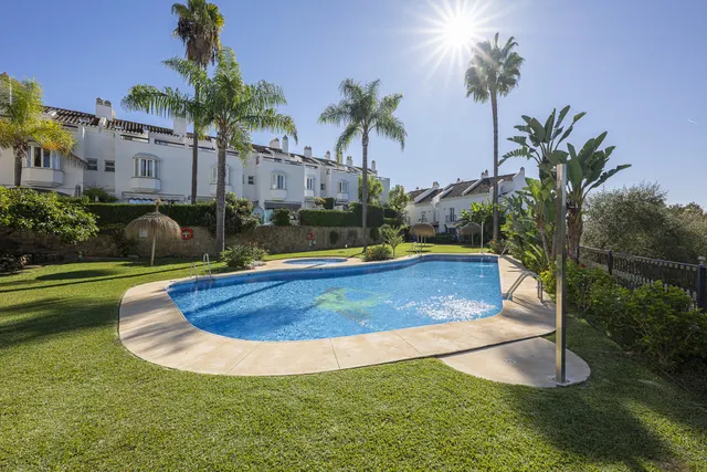 Adosado 4 habitaciones 250m² en venta - Marbella — 28