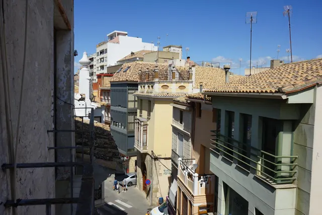 Piso en pleno centro de Requena, listo para entrar a vivir — 11