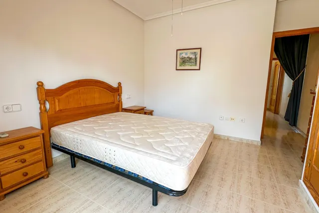 MAGNIFICA VIVIENDA ADOSADA CON PISCINA COMUNITARIA, IDONEA COMO VACACIONAL — 31