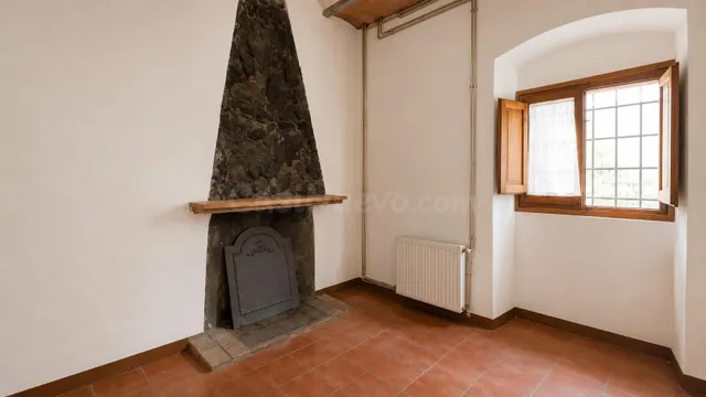 Casa histórica con grandes espacios en Llançà — 8
