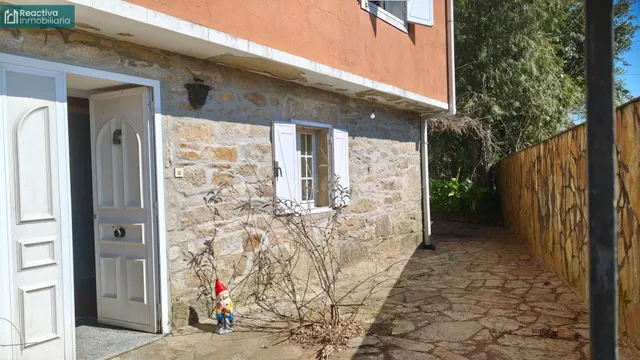 CHALET INDEPENDIENTE PARA REFORMAR, CON GARAJE Y JARDIN, EN  - foto 3