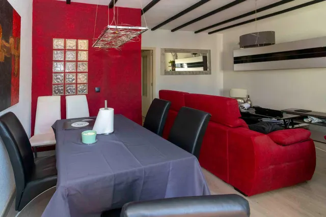 PISO CON ENCANTO EN EL CASCO ANTIGUO — 11