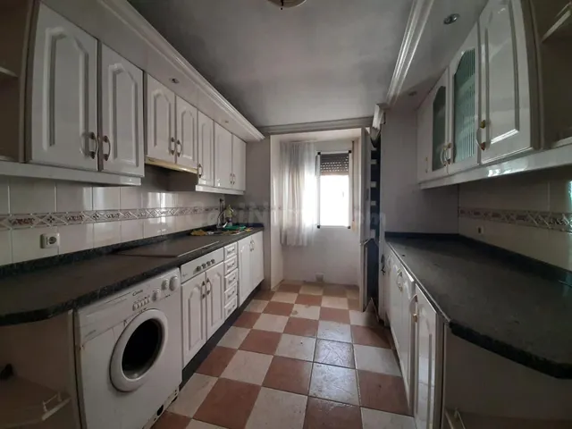 Gran Casa en el centro del pueblo - foto 3