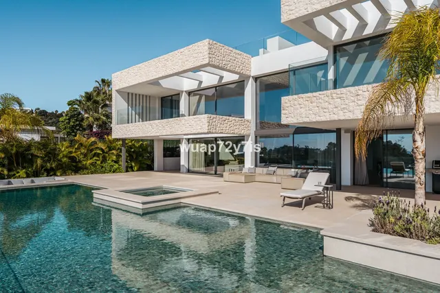 Chalet 4 habitaciones 1394m² en venta - Costa del Sol — 47