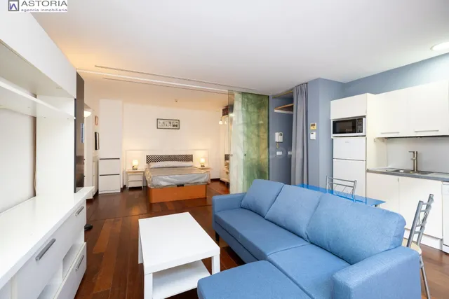 Apartamento tipo loft con garaje incluido y piscina en zona Parque Lagos — 5
