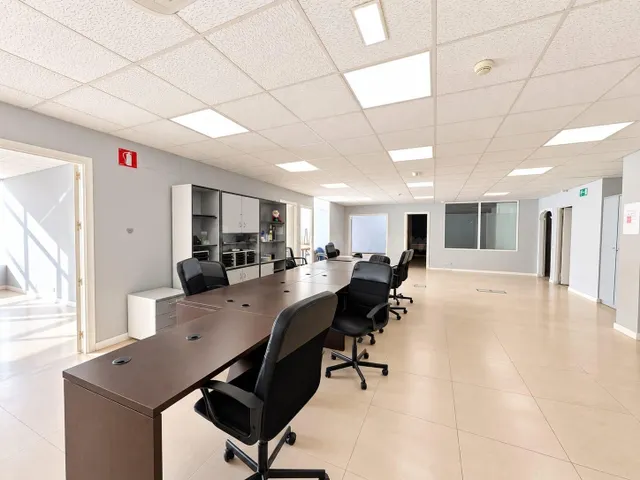 Oficina 14 habitaciones 629m² en venta - Argüelles - foto 5