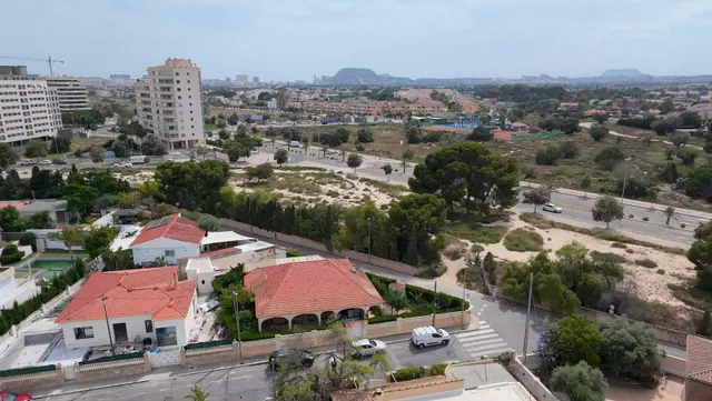 Elegante Casa de Alquiler en Playa Muchavista - El Campello — 11