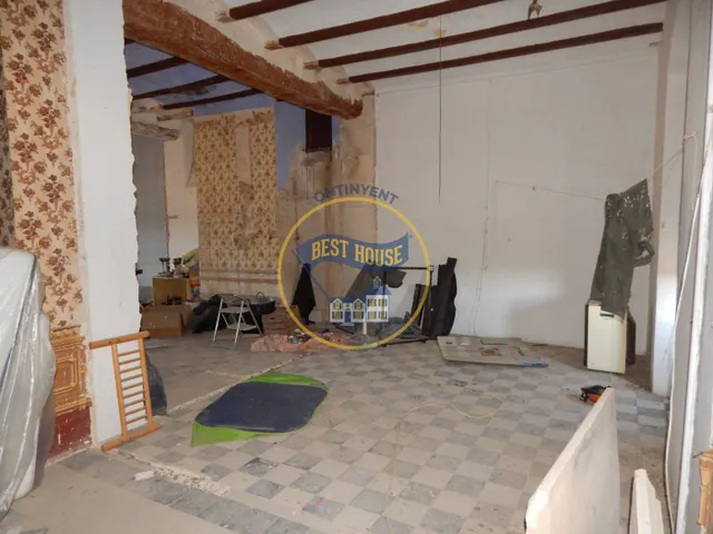 CASA DE CAMPO DE GRAN TAMAÑO Y CON MUCHO TERRENO, ONTINYENT — 29