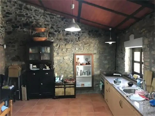 Encanto asturiano: casa con hórreo, cochera y finca edificable en Pando, Langreo — 13
