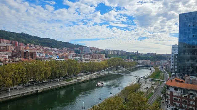 Una mirada espacial sobre Bilbao — 42