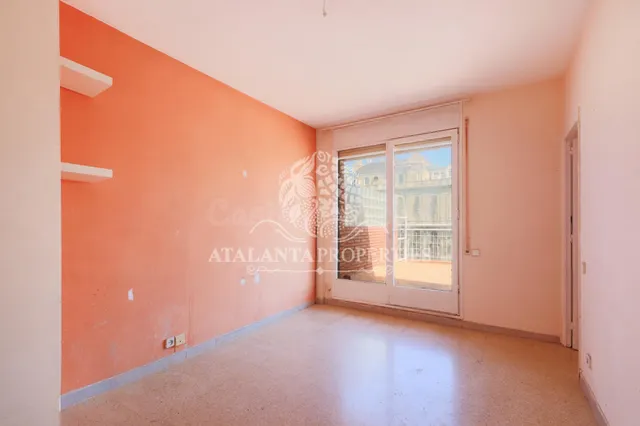 Ático con terraza, vistas despejadas y una luz especial — 5