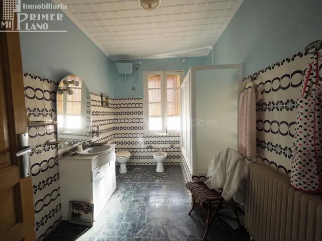 *Casa para reformar o tirar que cuenta con 330 metros cuadra - foto 2