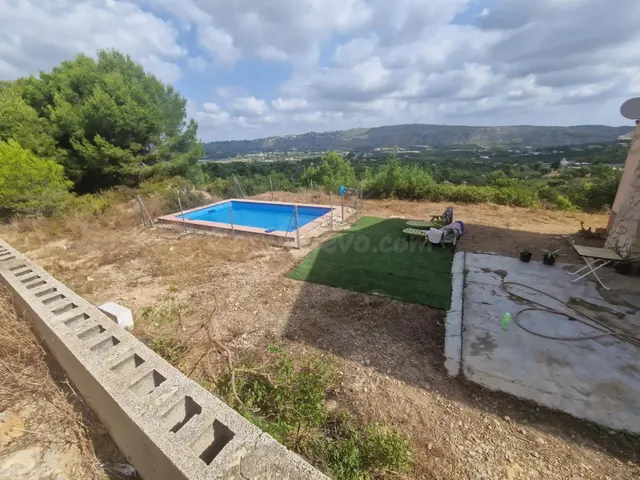 CHALET INDEPENDIENTE CON 166M2 CONSTRUIDOS EN TORRENT - foto 2