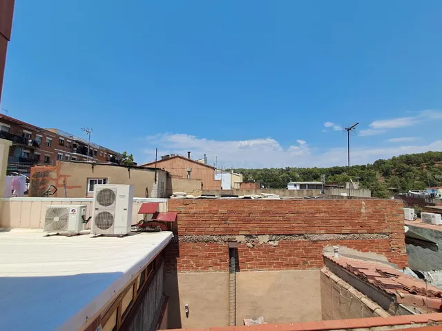 Se vende Piso OKUPADO en Amilcar Barca 45 Sabadell, (Barcelo - foto 3