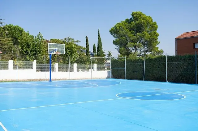 Urbanización Las Lomas del Gállego — 46