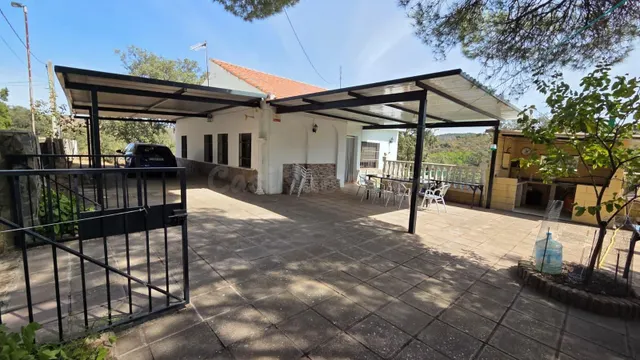 ¡¡ CASA NO HIPOTECABLE, CON TERRENO Y PISCINA EN VILLAHARTA!