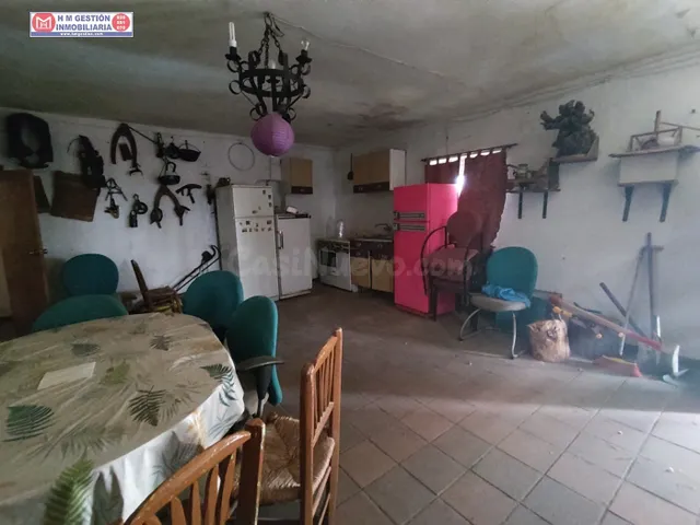 SE VENDE SOLAR DE 705 m2 EN ESQUINA CON 60 M2 DE FACHADA. - foto 5