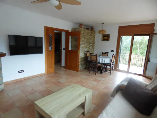 Encantadora Casa a Cuatro Vientos en Tordera - ¡Tu Refugio Ideal! — 13