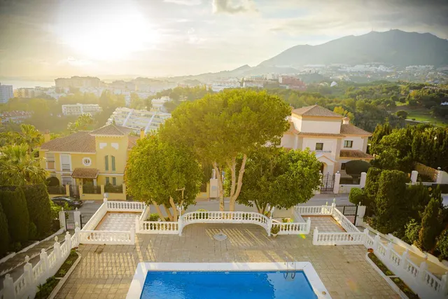 Chalet 6 habitaciones 785m² en venta - Centro — 23