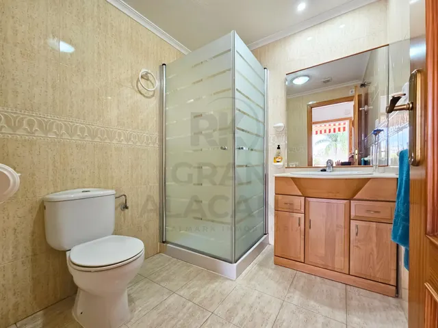 Beautiful 3-Bedroom Corner Bungalow with Private Garden and Rooftop Solarium – Novamar V, Gran Alacant — 7