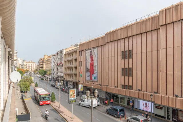 ESPECTACULAR VIVIENDA EN ACERA DEL DARRO — 8