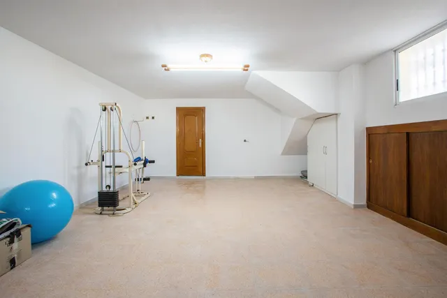 Oportunidad villa de lujo con mas de 500m2 de vivienda — 37
