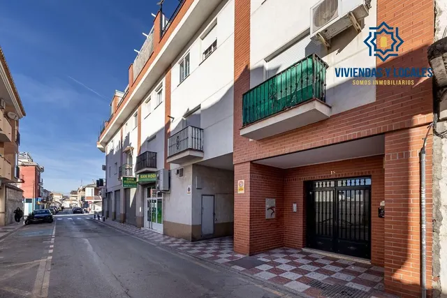 ESPECTACULAR TRIPLEX EN CHURRIANA — 32
