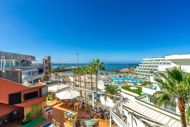 Se traspasa restaurante pizzería con magnífica vista al mar 