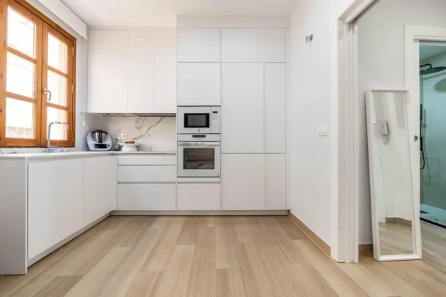 VENTA DE CÉNTRICO PISO CON LICENCIA TURÍSTICA - GRANADA — 8