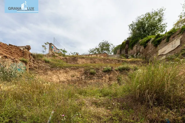 Impresionante proyecto, enclavado en una de las zonas mas exclusivas de Granada. — 28