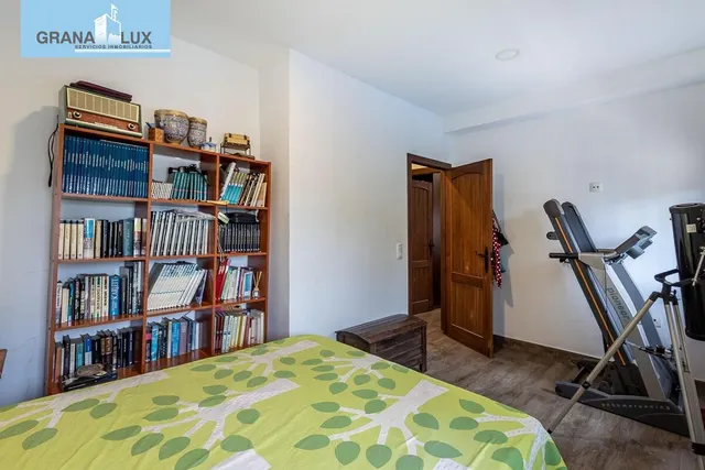 Casa con piscina en urb los chopos - Las Gabias — 20