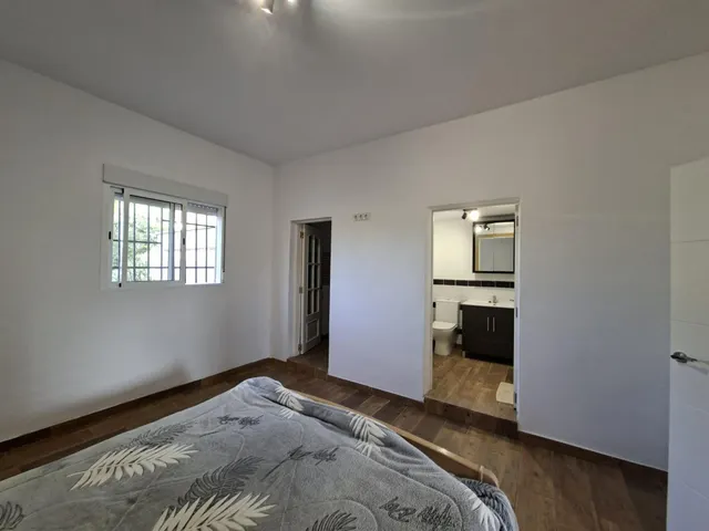 Chalet en montserrat: amplitud, comodidad y posibilidades para crear tu nuevo hogar — 13