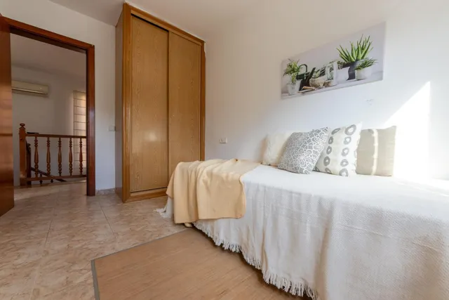 Espectacular Chalet de 4 habitaciones en Tarragona - ¡Tu Nuevo Hogar Te Espera! — 31