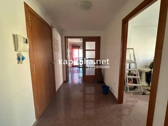 Piso a la venta en Aielo de Malferit — 28