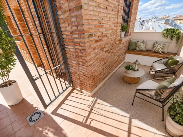 ¡Tu Nuevo Hogar en el Corazón de la Ciudad! ✨ Se vende sin m - foto 3