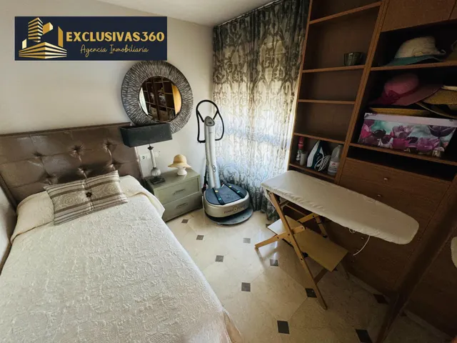 Piso de lujo en primera línea de playa Levante con 3 habitaciones y 2 baños. Exclusivas360 Benidorm — 45