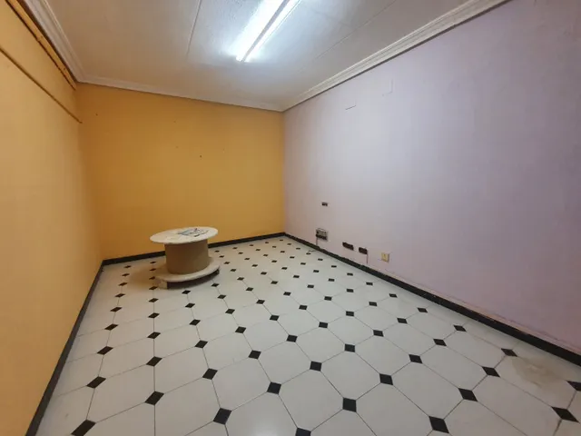 Local comercial  en alquiler en Ontinyent. — 2