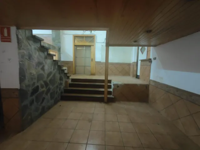 LOCAL COMERCIAL EN VENDA AMB PROJECTE DE CANVI D'ÚS A HABITATGE / CENTRE DE VILANOVA DEL CAMÍ — 33