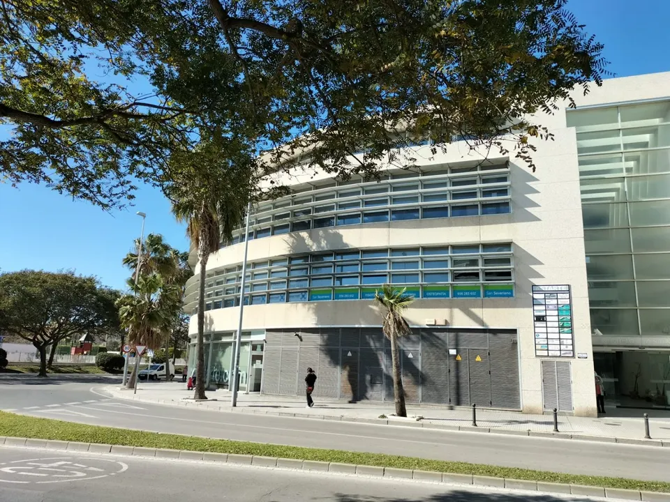 Oficina en Edificio Astarté