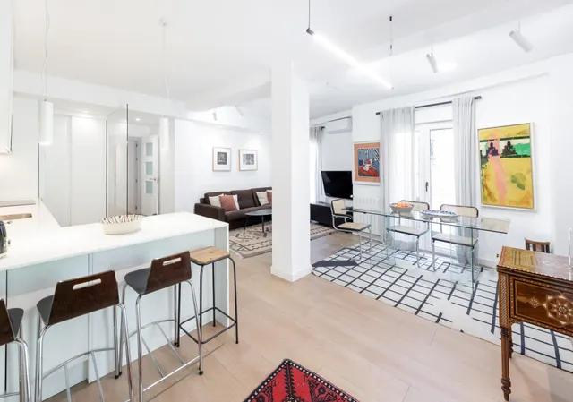 ✨ EXCLUSIVA VIVIENDA REFORMADA EN PLAZA MARIANA PINEDA — 6