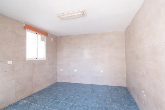 Venta de chalet en las mogarizas con 1125 metros de parcela urbano — 40