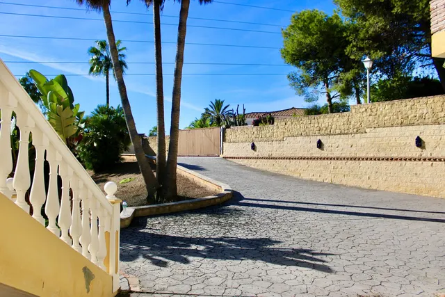 Chalet 6 habitaciones 450m² en venta - Marbella — 28